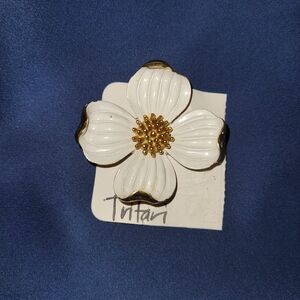 Vintage Trifari White and Gold Flower Brooch